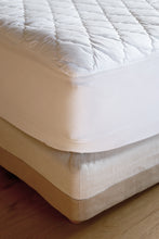 Load image into Gallery viewer, Mattress Protector
